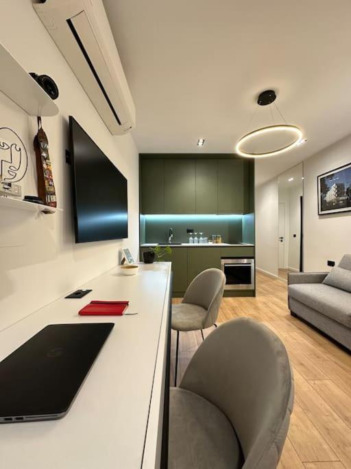 Elegant Studio - Tirana City Center Exteriör bild